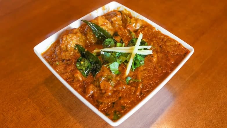 Andhra Chicken Curry.